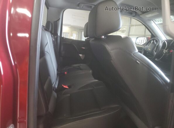 1GCVKREC0GZ407961 2016 CHEVROLET 1500 Maroon Widok tylnych siedzeń