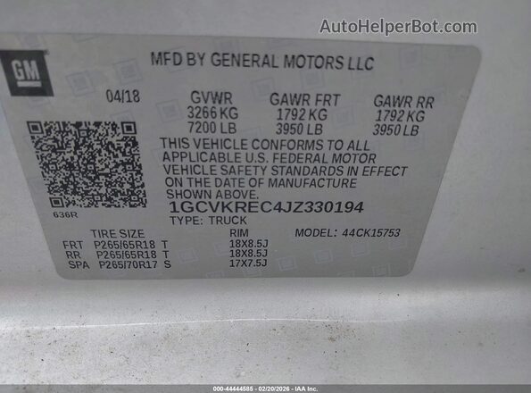 1GCVKREC4JZ330194 2018 CHEVROLET SILVERADO Silver Widok komory silnika