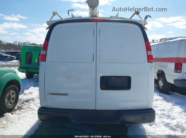 1GCWGAFF0H1142930 2017 CHEVROLET EXPRESS Белый 