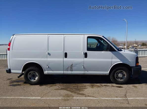 1GCWGAFF2H1351697 2017 CHEVROLET EXPRESS Белый Вид щитка приборов