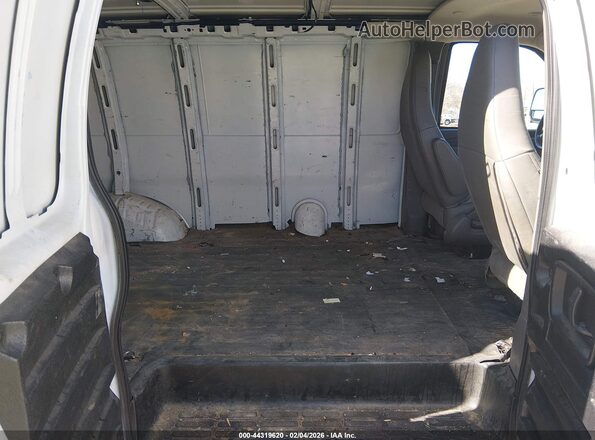 1GCWGAFF2H1351697 2017 CHEVROLET EXPRESS Белый Вид наклейки с VIN-кодом
