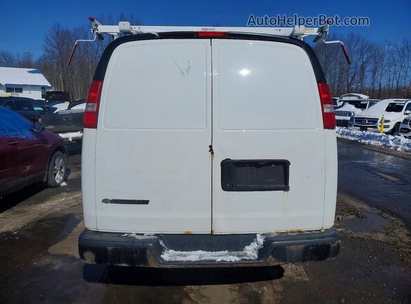 1GCWGAFF3H1337078 2017 CHEVROLET EXPRESS Белый Вид сзади