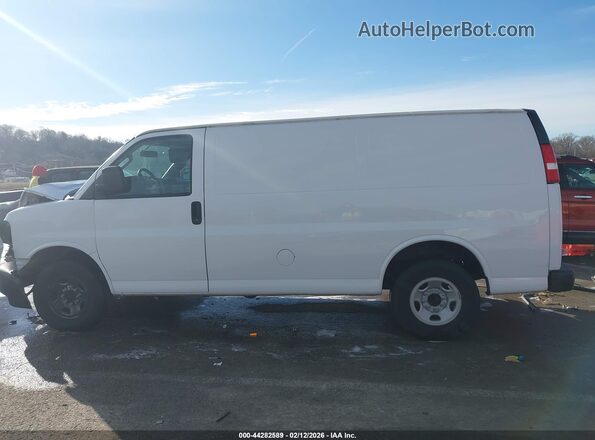 1GCWGAFF6H1173437 2017 CHEVROLET EXPRESS Белый Панорамный вид салона 360°