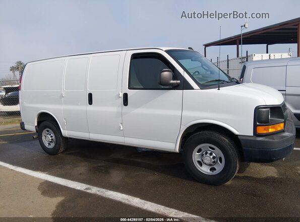1GCWGAFFXG1239471 2016 CHEVROLET EXPRESS Белый 