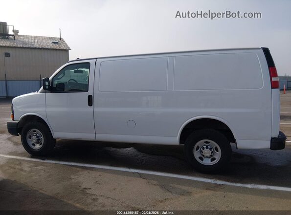 1GCWGAFFXG1239471 2016 CHEVROLET EXPRESS Белый 