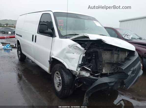 1GCWGAFFXH1109143 2017 CHEVROLET EXPRESS Белый Передняя правая четверть
