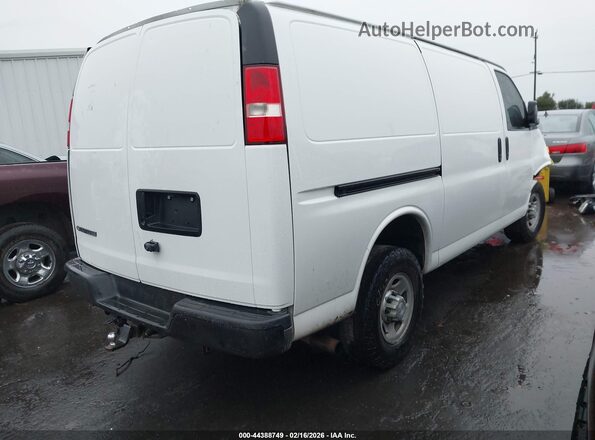 1GCWGAFFXH1109143 2017 CHEVROLET EXPRESS Белый Задняя правая четверть