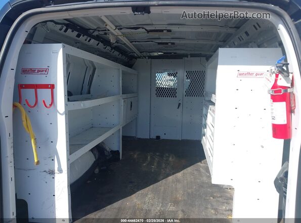 1GCWGAFP2P1250540 2023 CHEVROLET EXPRESS White Widok naklejki z numerem VIN