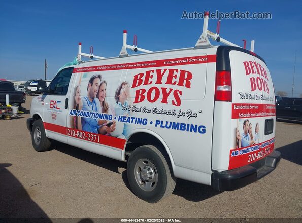 1GCWGAFP2P1250540 2023 CHEVROLET EXPRESS White Tył lewy