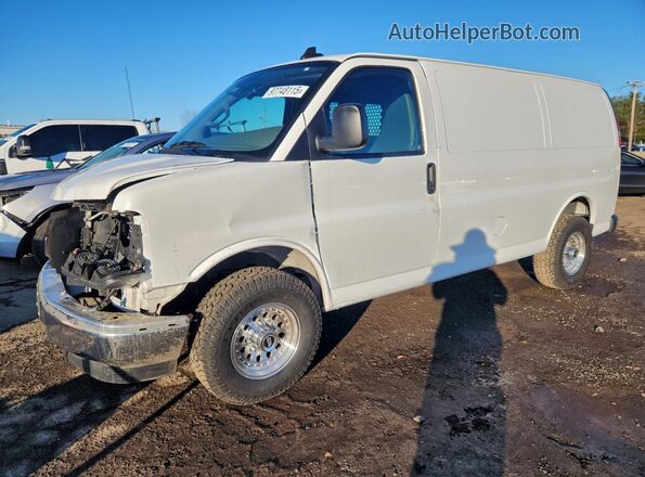 1GCWGAFP3P1142928 2023 CHEVROLET EXPRESS Белый Передняя левая четверть