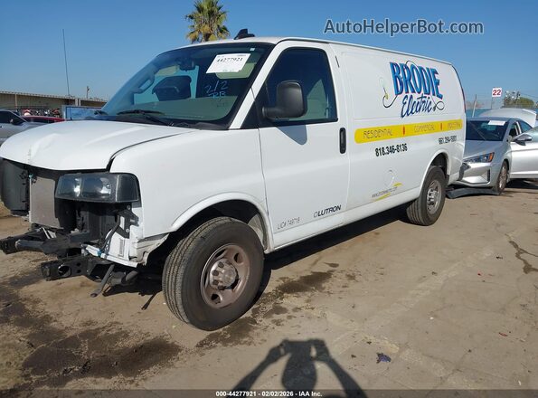 1GCWGAFP4S1101653 2025 CHEVROLET EXPRESS White Передня ліва чверть