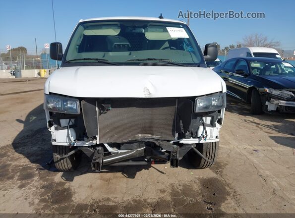 1GCWGAFP4S1101653 2025 CHEVROLET EXPRESS White Вид задньої частини салону