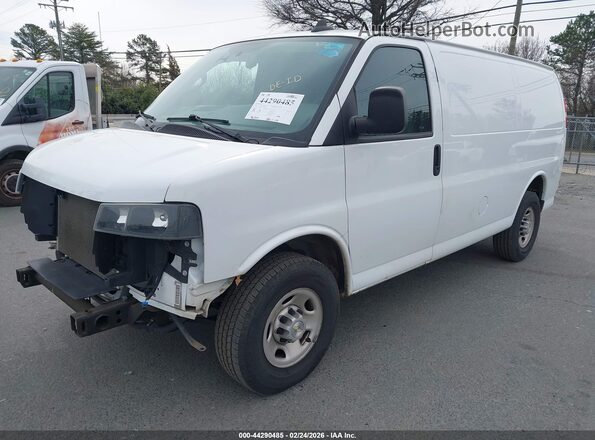 1GCWGAFP8P1135697 2023 CHEVROLET EXPRESS White Передня ліва чверть