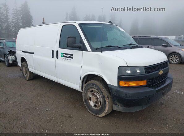 1GCWGBFP2P1258952 2023 CHEVROLET EXPRESS Белый Передняя правая четверть