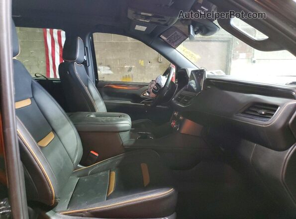 1GKS2CKD8PR493117 2023 GMC YUKON Black Widok wnętrza z tyłu