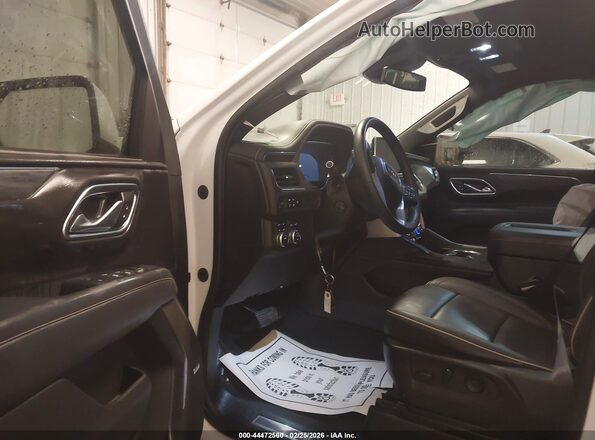 1GKS2GKD5PR378742 2023 GMC YUKON Белый Вид салона спереди