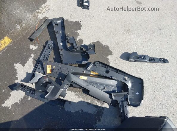 1GNSCFKD1PR135729 2023 CHEVROLET SUBURBAN Черный Вид щитка приборов