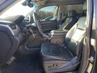 2018 Chevrolet Suburban C1500 Lt Серый vin: 1GNSCHKC8JR102401