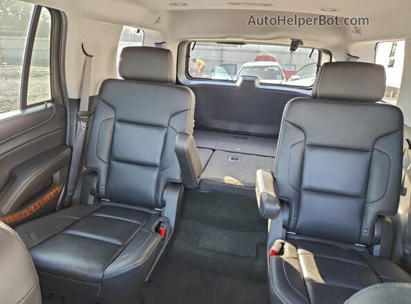 1GNSKCKC7JR245331 2018 CHEVROLET TAHOE Silver Widok tylnych siedzeń