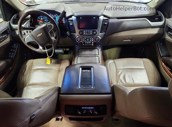 1GNSKJKC9GR274875 2016 CHEVROLET SUBURBAN Белый Вид панели приборов