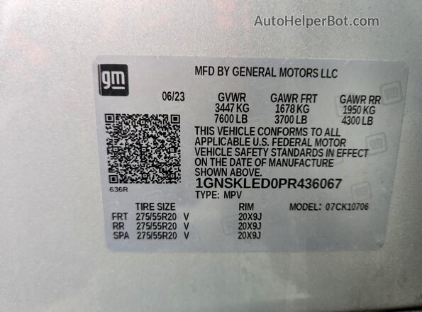 1GNSKLED0PR436067 2023 CHEVROLET TAHOE Серебряный Панорамный вид салона 360°