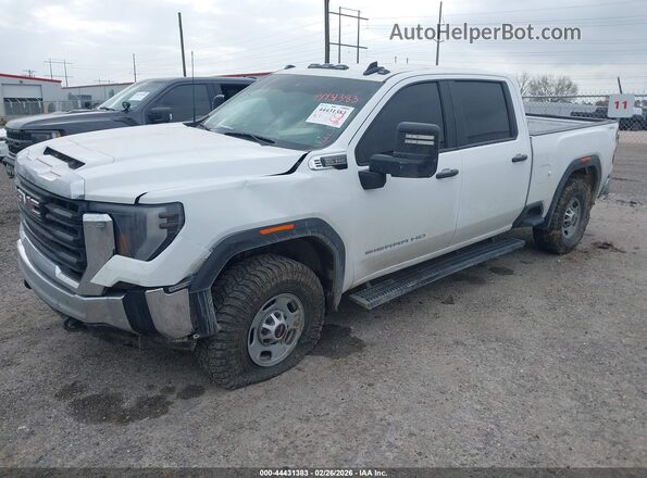 1GT49LE70RF357090 2024 GMC SIERRA Белый Передняя левая четверть