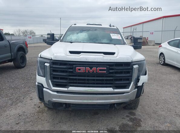 1GT49LE70RF357090 2024 GMC SIERRA Белый Вид задней части салона