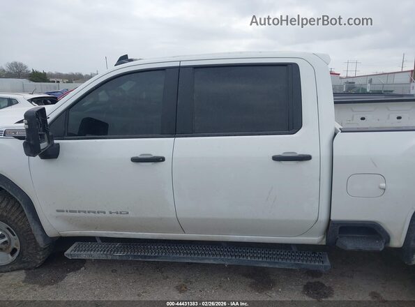 1GT49LE70RF357090 2024 GMC SIERRA Белый 