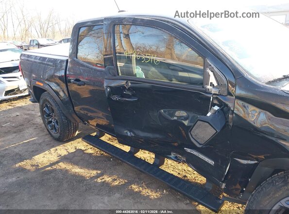 1GTP2BEK1S1201207 2025 GMC CANYON Черный Вид задней части салона