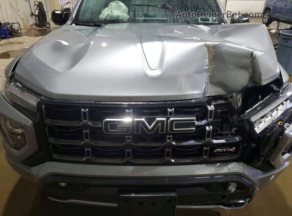 1GTP6DEK3P1153538 2023 GMC CANYON Серебряный Вид задней части салона