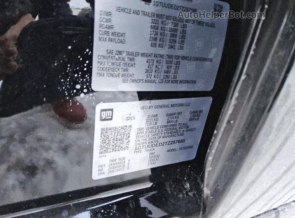1GTUUDED2TZ257685 2026 GMC SIERRA Черный Вид подкапотного пространства