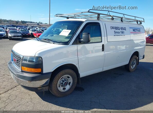 1GTW7AFF4H1104939 2017 GMC SAVANA 2500 Белый Передняя левая четверть
