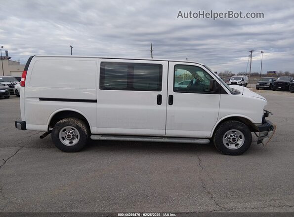 1GTW7AFG8K1294549 2019 GMC SAVANA 2500 Белый Вид задней части салона