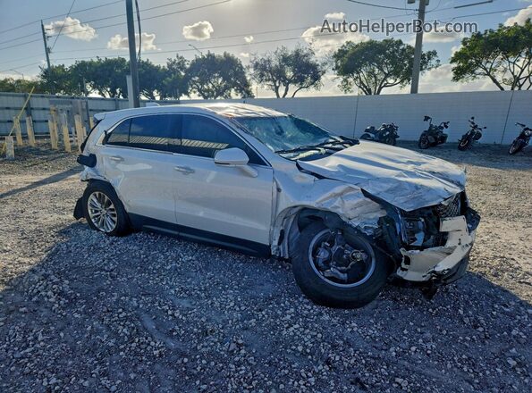 1GYAZAR48RF120896 2024 CADILLAC XT4 White Widok z przodu