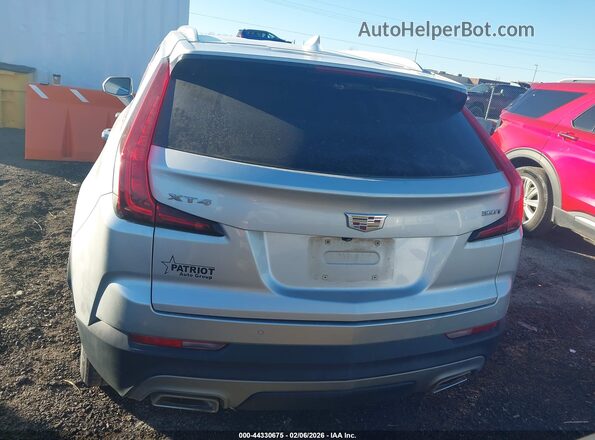 1GYFZCR44LF030590 2020 CADILLAC XT4 Silver 