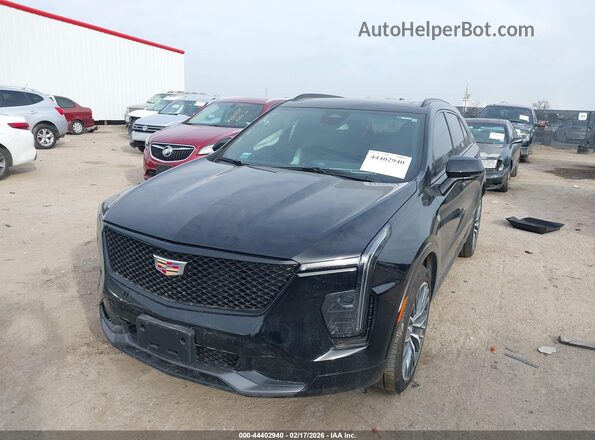 1GYFZER42SF160670 2025 CADILLAC XT4 Черный Передняя левая четверть