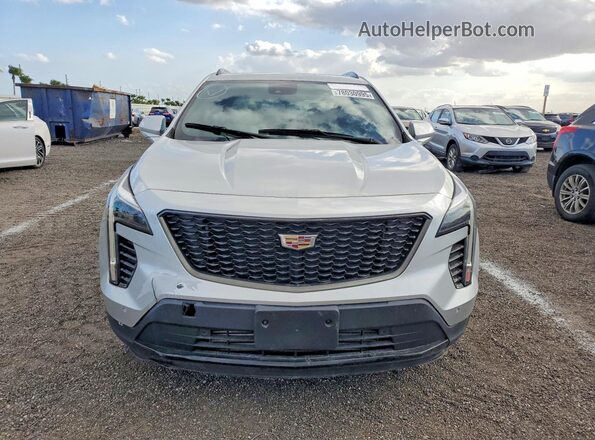 1GYFZFR41LF137789 2020 CADILLAC XT4 Silver წინა ხედი