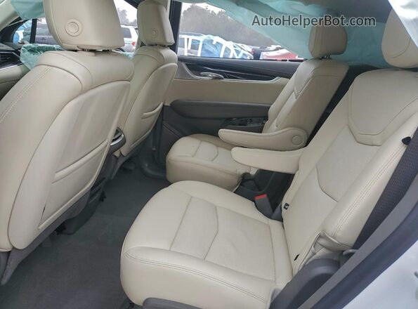 1GYKPCRS1SZ143753 2025 CADILLAC OTHER White Vista interior trasera