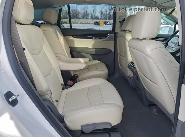 1GYKPDRS2LZ155658 2020 CADILLAC OTHER Белый Вид задней части салона