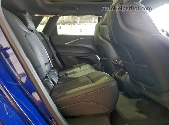 1GYKPPRL7RZ102103 2024 CADILLAC OTHER Blue Widok wnętrza z tyłu