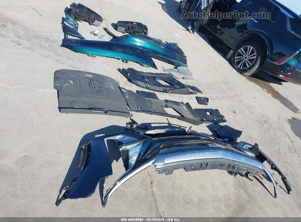 1GYKPRRK2RZ115425 2024 CADILLAC OTHER Зеленый 