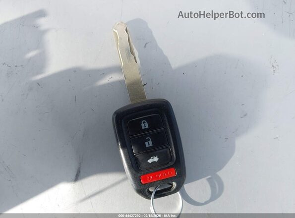 1HGCR2F56GA066396 2016 HONDA ACCORD Белый Вид панели приборов