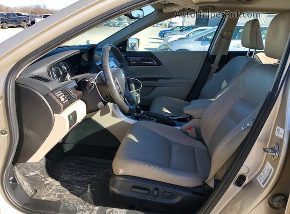 1HGCR2F82GA018131 2016 HONDA ACCORD Золотой Вид салона спереди