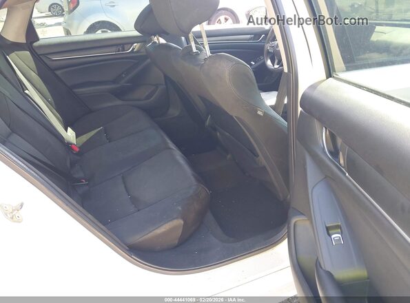 1HGCV1F15KA174102 2019 HONDA ACCORD Белый Вид наклейки с VIN-кодом
