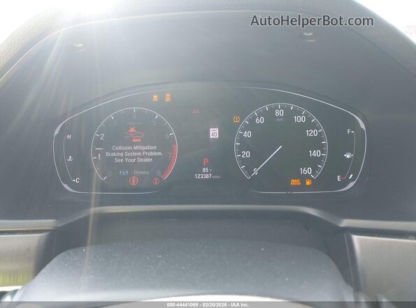1HGCV1F15KA174102 2019 HONDA ACCORD Белый Вид задних сидений