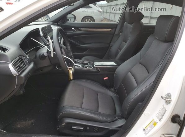 1HGCV1F30KA060848 2019 HONDA ACCORD Белый Вид салона спереди