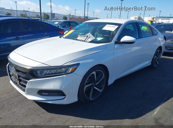 1HGCV1F34KA036259 2019 HONDA ACCORD Белый Передняя левая четверть