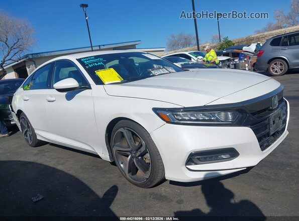 1HGCV1F34KA036259 2019 HONDA ACCORD Белый Вид задней части салона