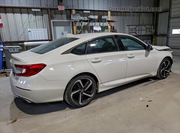 1HGCV1F35JA170602 2018 HONDA ACCORD Белый Задняя правая четверть