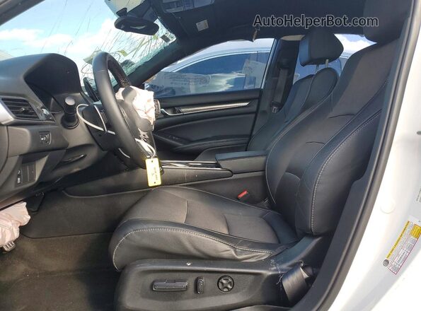 1HGCV1F35KA168186 2019 HONDA ACCORD Белый Вид салона спереди